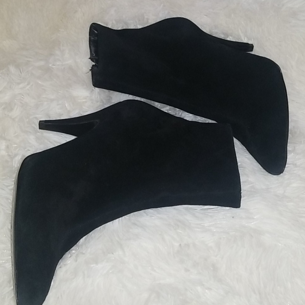 Carlos Santana Mandarin Ankle Boot 8.5M